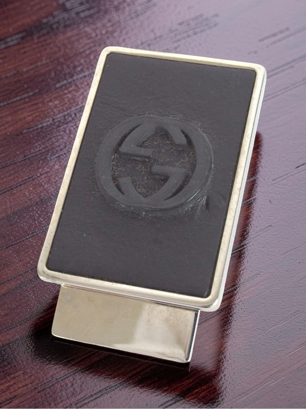 Gucci Black Leather Clip-On Phone Accessory with Silver Trim - Picture 7 of 13